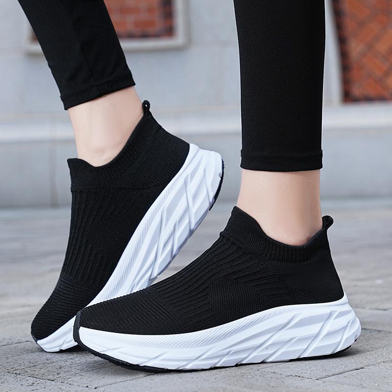 Couple knitting shoes spring and autumn lightweight non-slip running sneakers versatile breathable student shoes