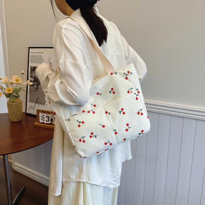 Einzigartige, lässige Handtasche im koreanischen Stil in Kirsch- und Erdbeerfarben mit Schleife – perfekt für trendige Herbstmode