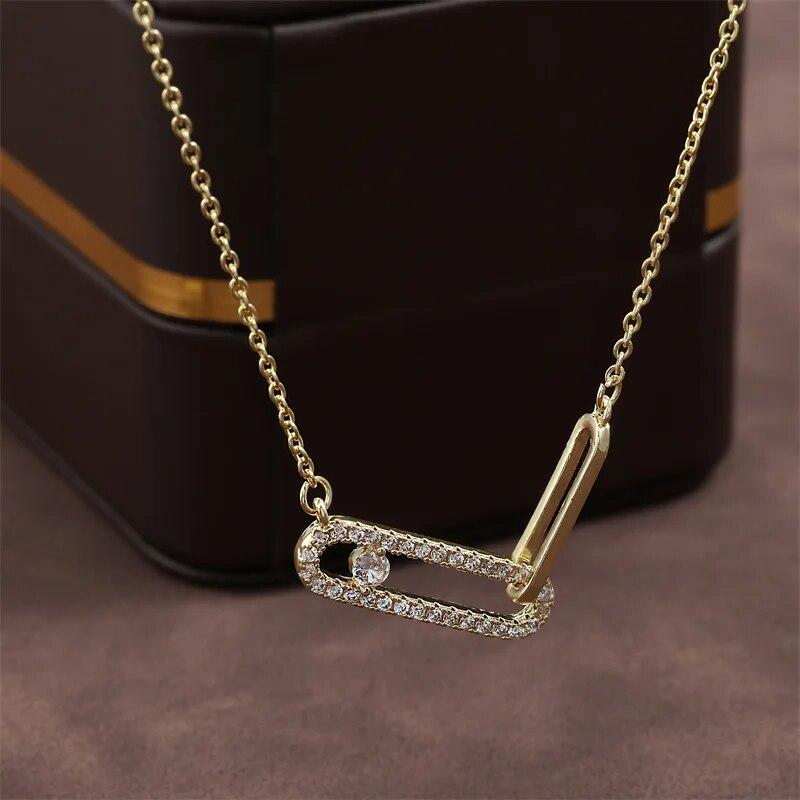 Creative Paper Clip Double Sided Square Pendant Necklace for Women Single Zircon Double Pin Geometric Necklaces Zircon Gifts