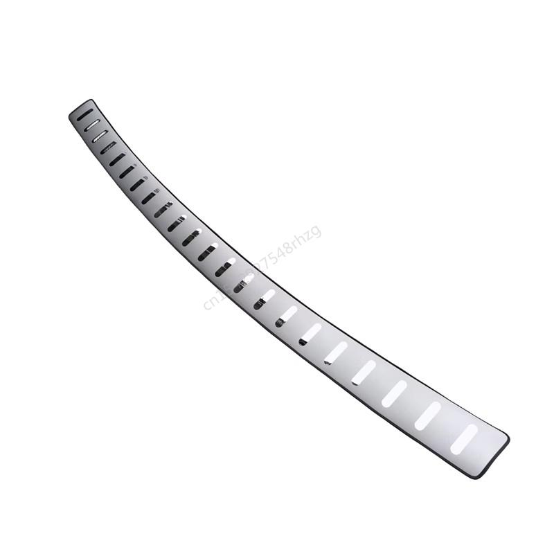 Per VW Volkswagen Passat B8 2017~2024 Styling Posteriore Acciaio Inossidabile Protezione Paraurti Posteriore Sottoporta Bagagliaio Protezione Posteriore Copertura Battitacco Finitura