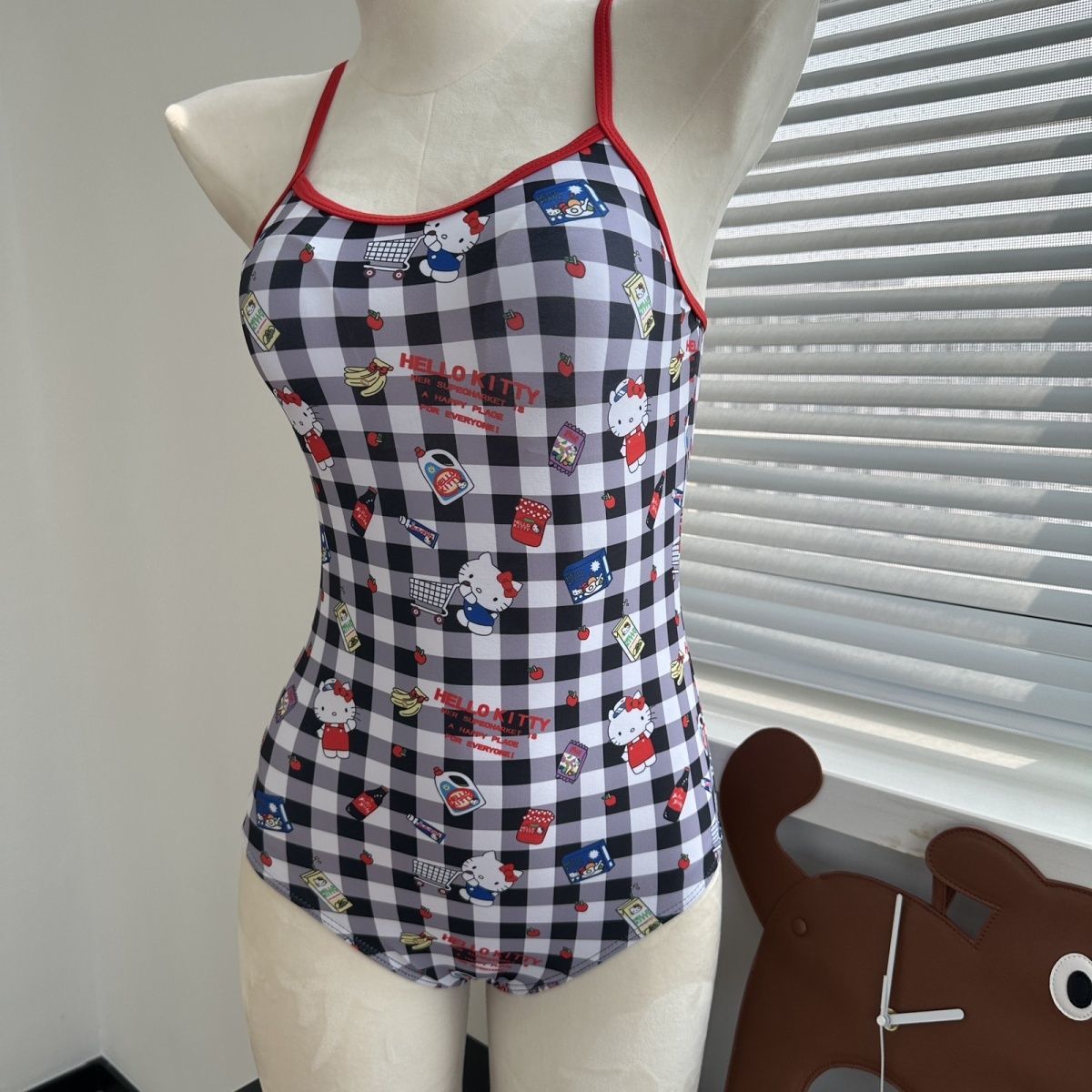 Swimsuit plaid one-piece belly covering sexy suspender one-piece triangle hot spring vacation M чёрный