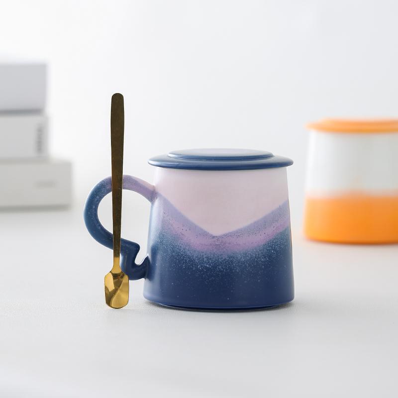 Nordic Gradient Ceramic Tea Cup with Lid - Exquisite Couple Souvenir for Office or Home