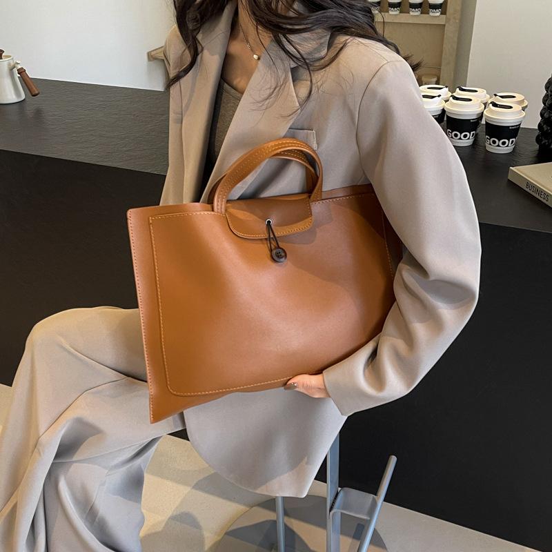 Bag women's large capacity 2025 new trendy high-end feeling foreign versatile hand bag popular portable tote computer bag