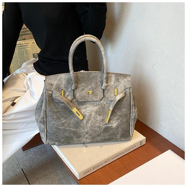 

Сумка большой вместимости, модная и универсальная сумка через плечо.