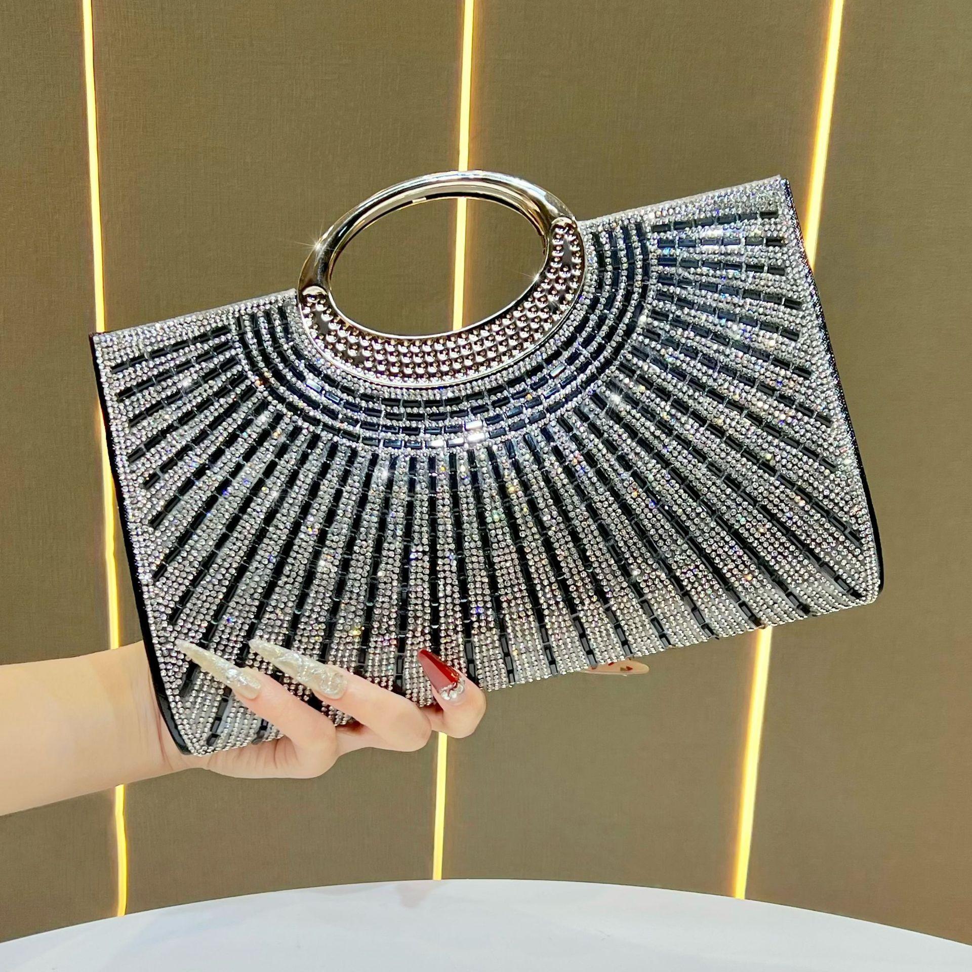 

Handbag Diamond Enlaid Light Luxury Dinner Bag Fashion Rhinestone Chain Bag Premium Messenger Bag чёрный