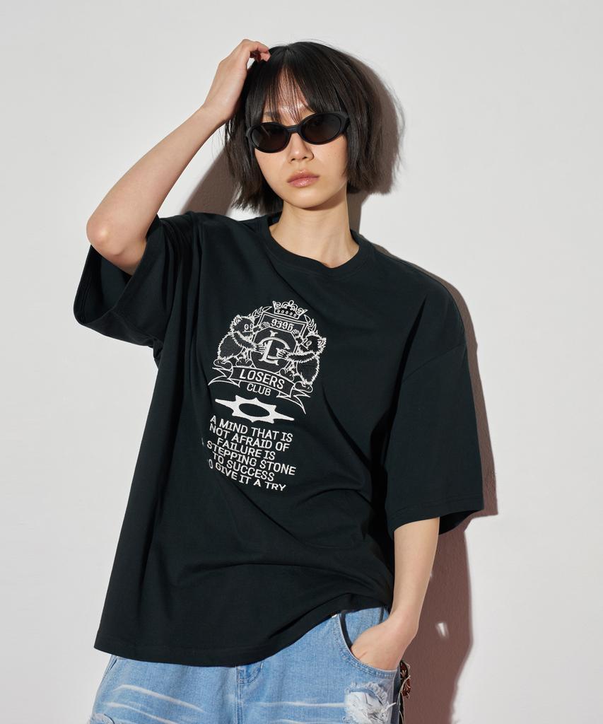 Lujeoseukeulleob Varsity Logo Short Sleeve T-Shirt Black