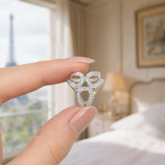 Scarf Button, Shawl Fastener with Rhinestones Inlaid, Three-Dimensional Flower Design Scarf Clip, Scarf Fastener for Outfit Accessories
