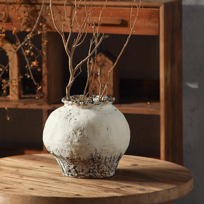 White Round Terracotta Vase - Retro Wabi-Sabi Decor for Dried Flowers in Living Room
