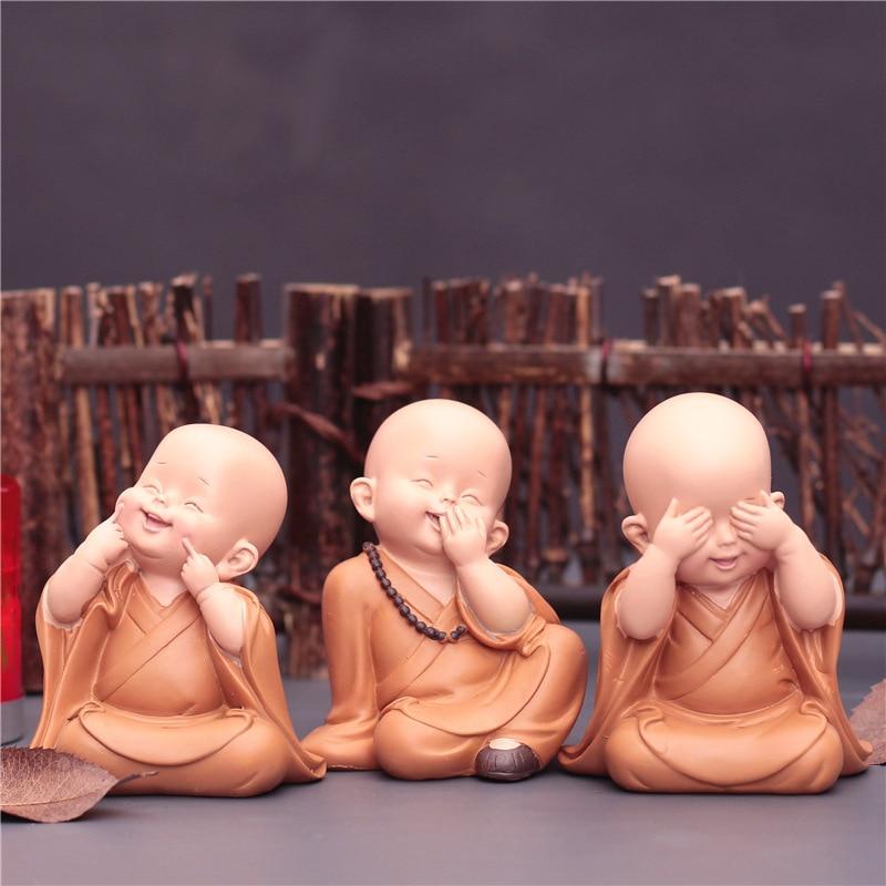 Cute Small Monk Status Figurines Religion Buddha Resin Crafts Desk Miniatures Ornaments Accessories Home Decor Car