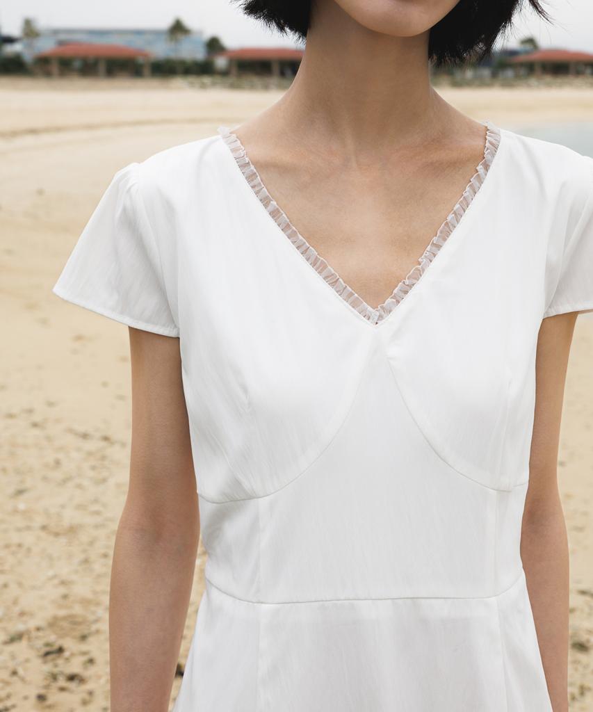 DEHEVE V-Neck Flare Dress [Ivory]