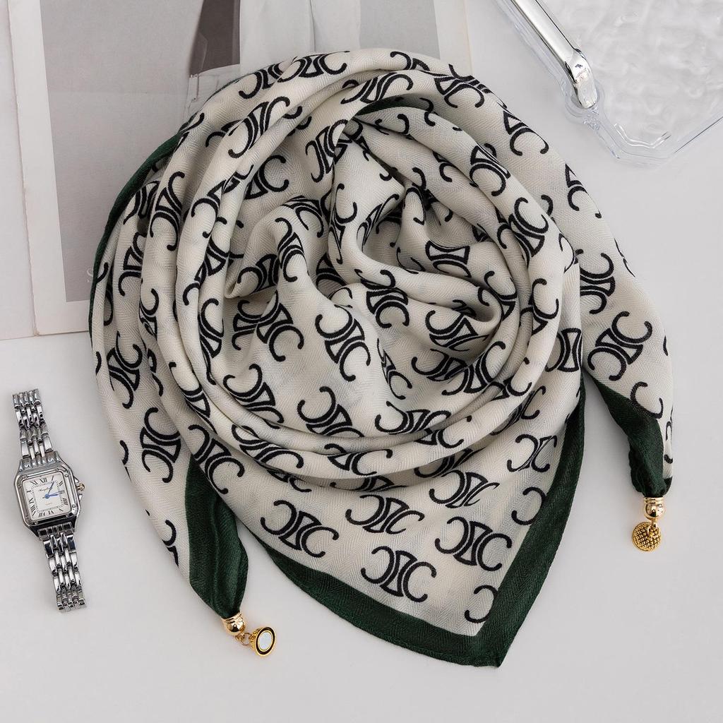 Women's Magnetic Buckle Cotton Scarf - Stylish, Lightweight, Comfortable Neck Protection