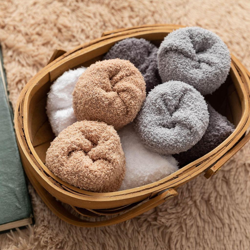 Pánské středně vysoké ponožky z korálového fleecu - Útulné domácí a spací oblečení na podzim/zimu.