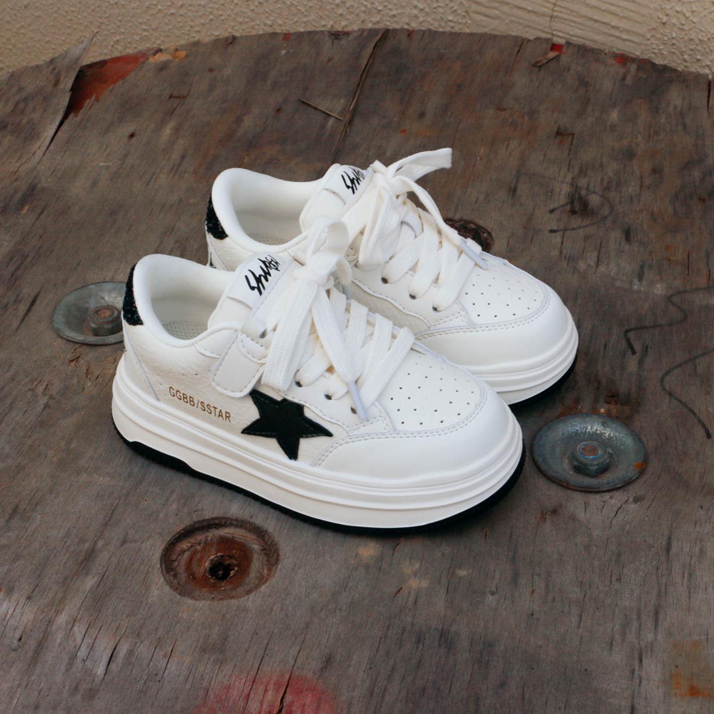 

Kids White Breathable Casual Shoes - 2026 Spring/Autumn Collection, Ideal for Girls Skating & Boys Sports 27
