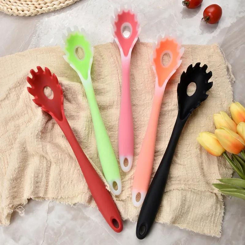 28cm Long Handle Spaghetti Spoon Silicone Noodle Serving Strainer Scoop Colander Slot Spoon Pasta Noodle Colander Kitchen Gadget