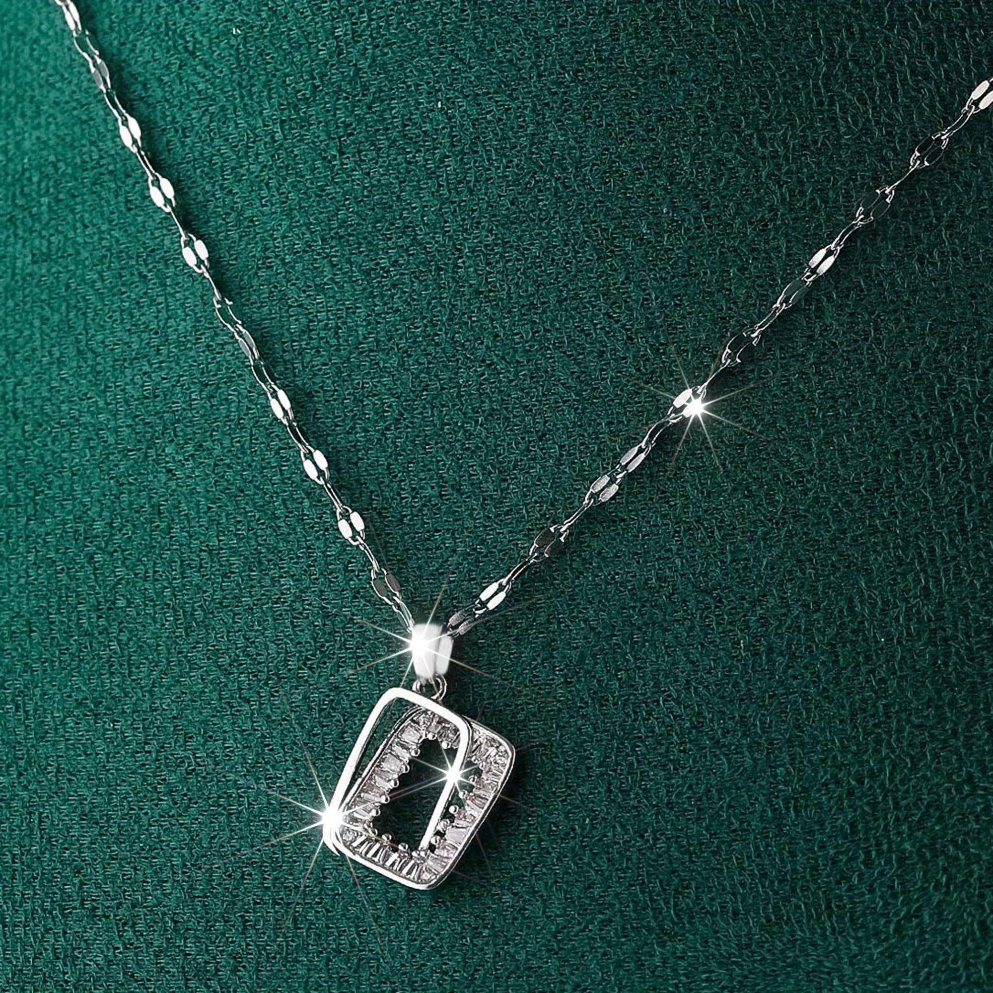 

1PC Women s Fashion Pendant Necklace, Simple Japanese and Korean Style, Square Cubic Zirconia Decoration, Suitable for Daily Matching срібний