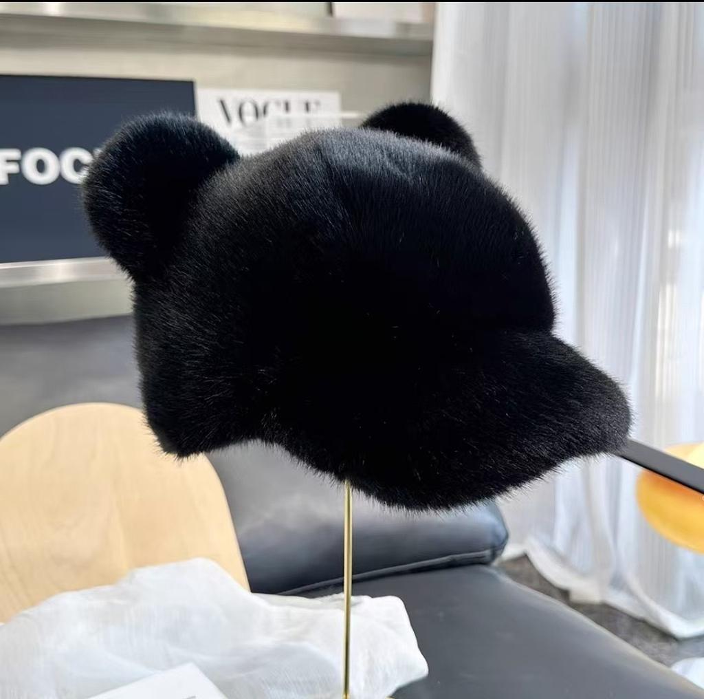 2025 new high-end plush thickened warm face small baseball hat bear cute cap female autumn and winter