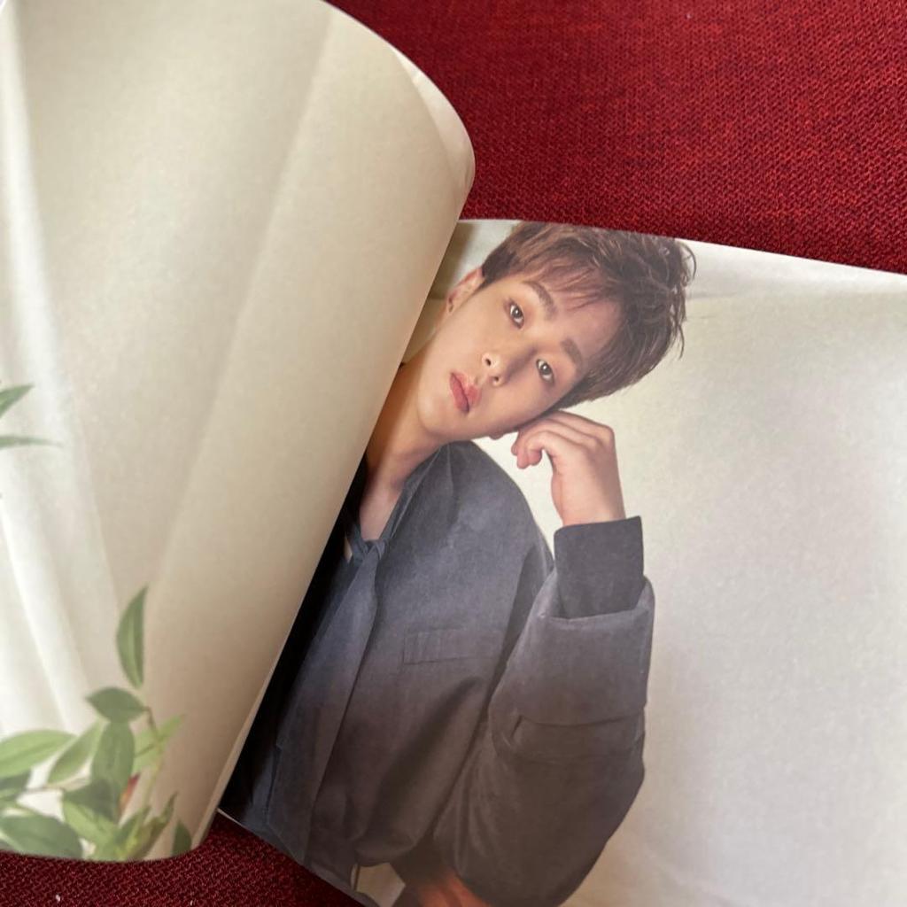 [USED] SHINee ONEW VOICE Mini Album with Photo Card