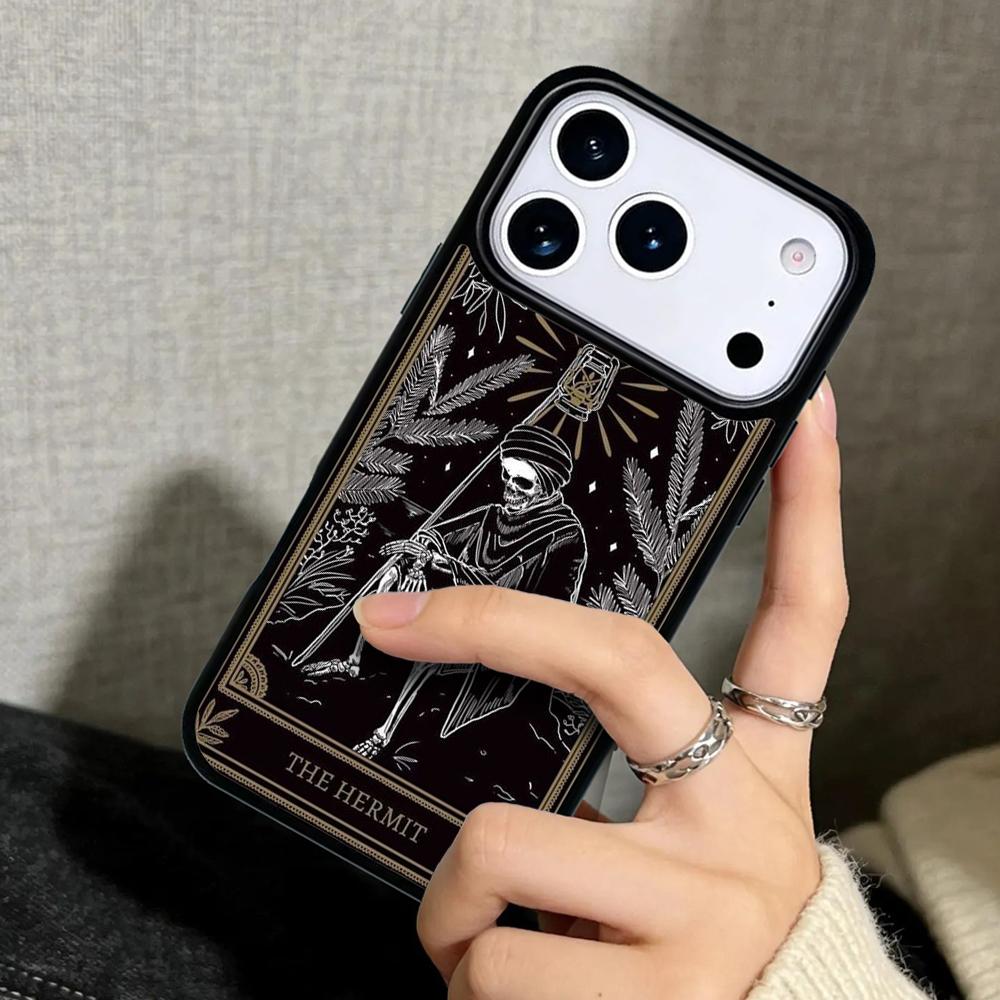 Capa Case for iPhone 17 Air 16 Pro Max 15 Plus 11 13 Mini 14 12 Back Phone Cover The Hermit Tarot Card