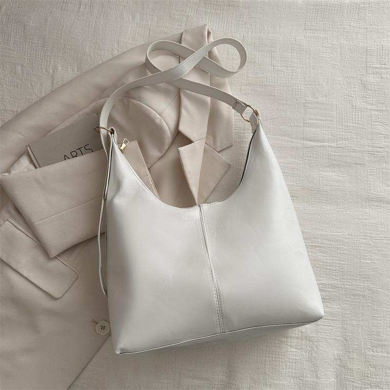 

Нова жіноча сумка повсякденна сумка-мессенджер з м’якою поверхнею цього року популярна маленька сумка в стилі ретро літня сумка через плече 2024 року білий