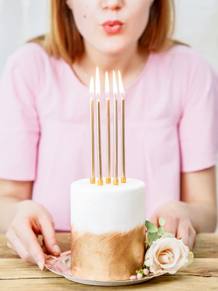 Partydeco Świeczki Urodzinowe  Złote Gładkie  12,5Cm / 12 Szt