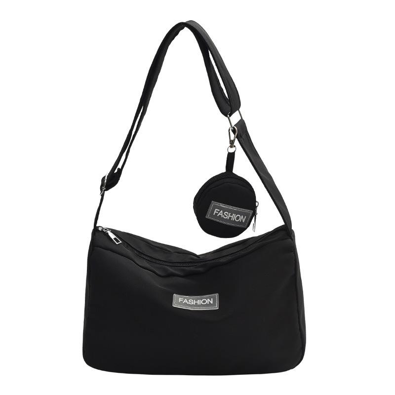 

Women s new autumn and winter tide large-capacity messenger bag bag casual versatile fashion lightweight Oxford bag