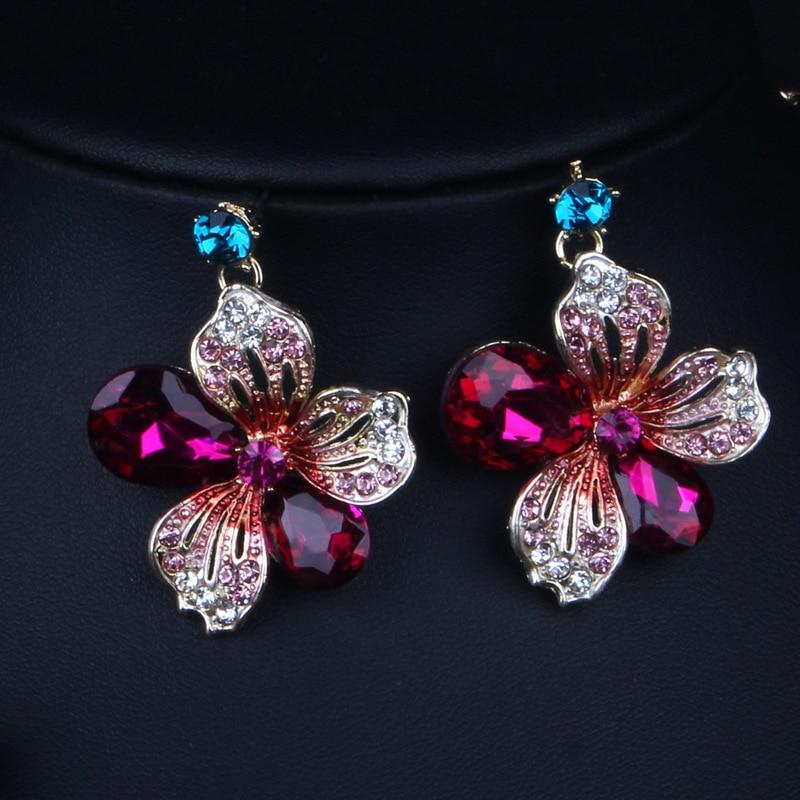 2-Piece Jewelry Set Necklace and Earrings Floral Crystal Design Elegant and Refined Multicolor Women's Fashion Accessories