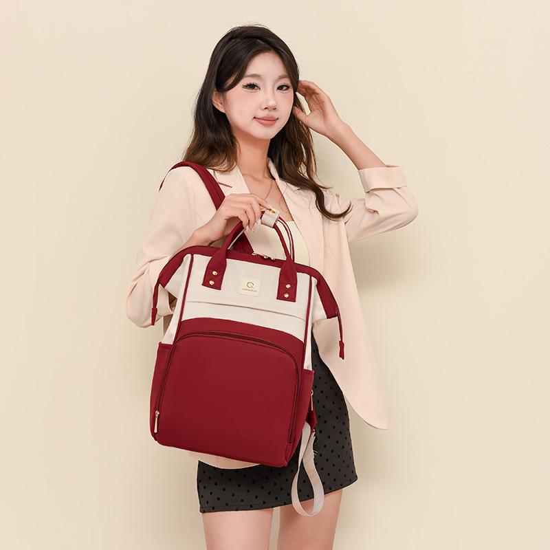 Mummy Bag: Lightweight Multi-Functional Large Capacity Backpack & Handbag for Moms