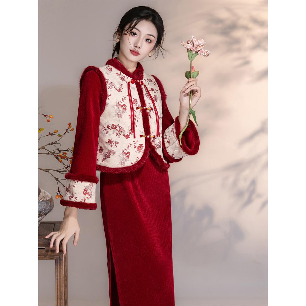 Red cheongsam toasting clothes bride new Chinese style vest set 1011 new new year's robe New Year's greeting clothes women