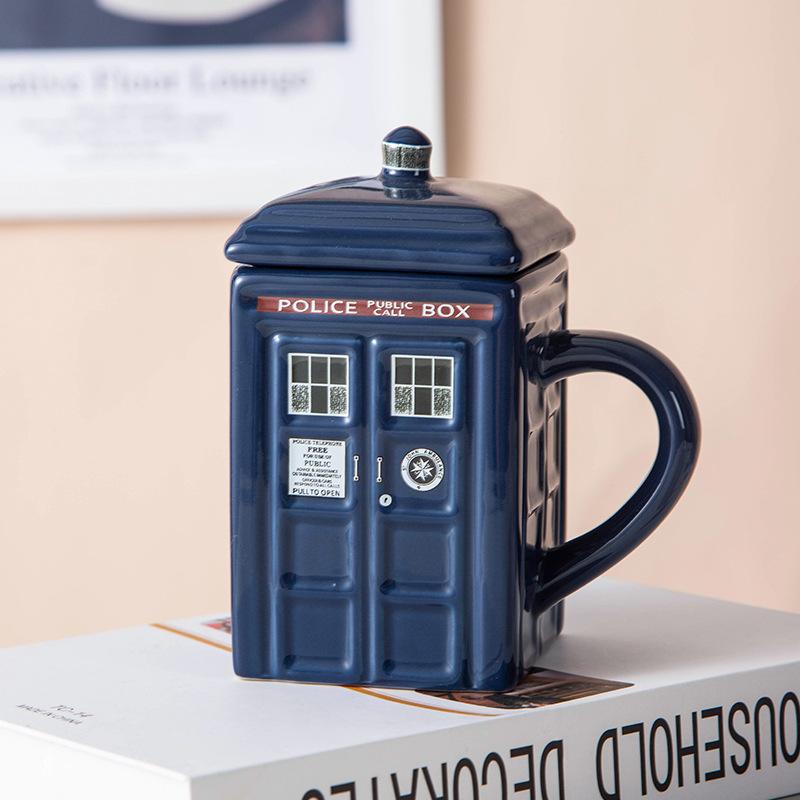 

Creative Police Box Mug British style vintage Funny Ceramic Coffee Tea Cup In Blue and Milk Drinks Breakfast Cup Gift Mugs 450ml красный