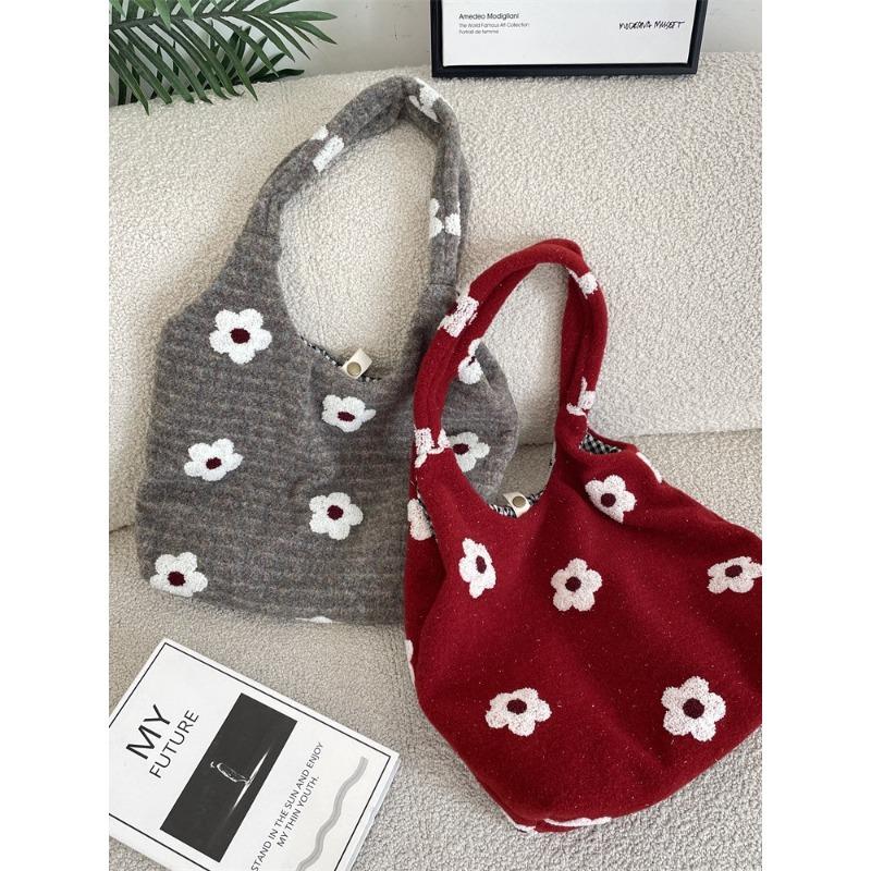New Embroidered Flower Sweet Girly Underarm Bag Tote Bag Autumn and Winter Furry Shoulder Bag