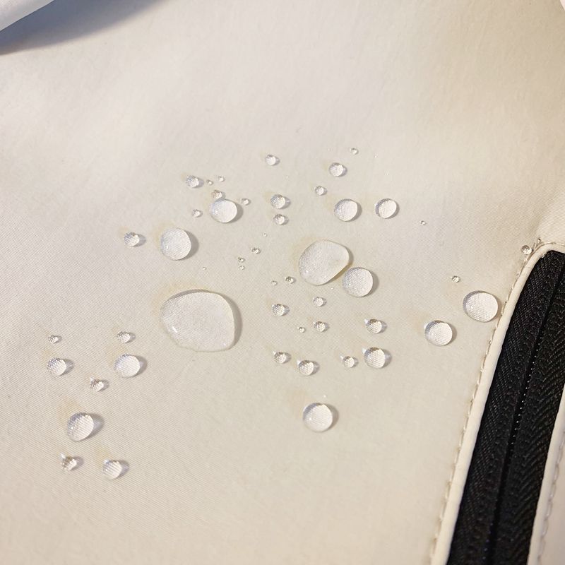 Lightweight Travel Backpack Stylish Hiking Bag Casual Outdoor Schoolbag for College Students Minimalist Design Backpack