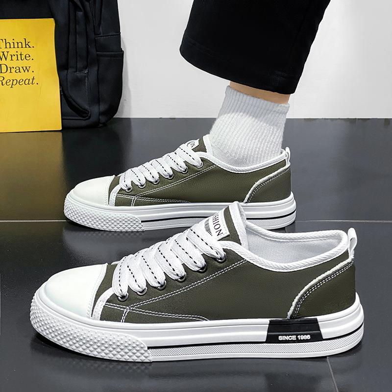 Canvas shoes men's 2025 spring new trend versatile outdoor skateboard shoes student campus style soft sole fashion board shoes