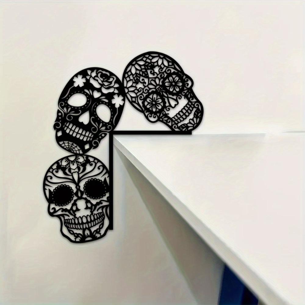 Wrought Iron Skeleton Wall Decor, Creative Hanging Art for Halloween, Spooky Party Decoration, Unique Metal Sculpture for Home
