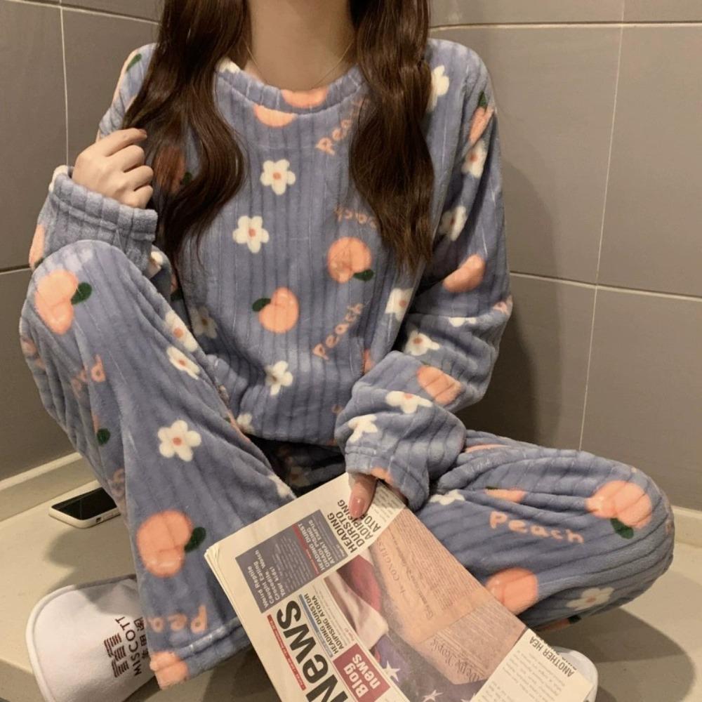 **Kadın Flanel Pijama Takımı Yuvarlak Yaka Jakarlı Uzun Peluş Kalın Sıcak Ev Giyimi**