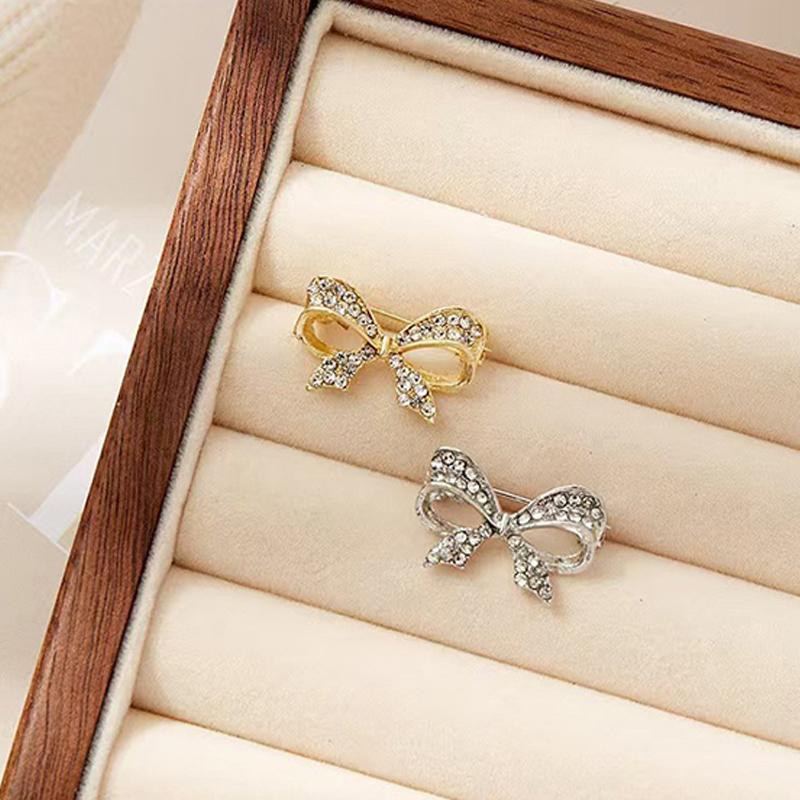Elegant Bowknot Water Drop Brooches Pin For Girl Bridal Shiny Metal Small Brooch Pin Lapel Pins Fixed Anti Button Clothing