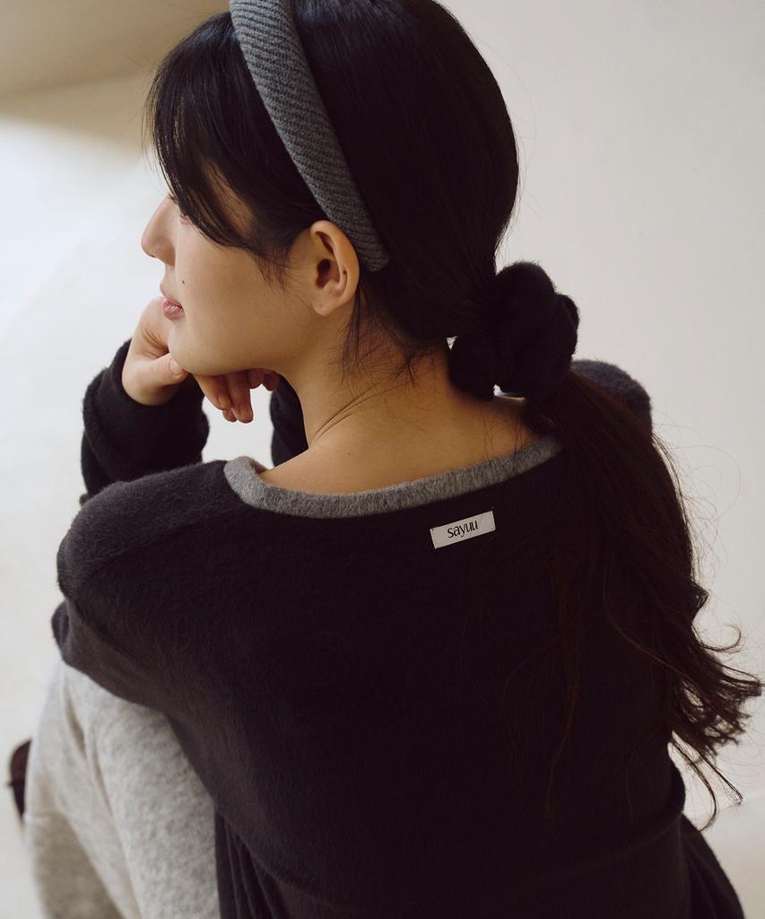 Sayu Brush V-Neck Pullover Black