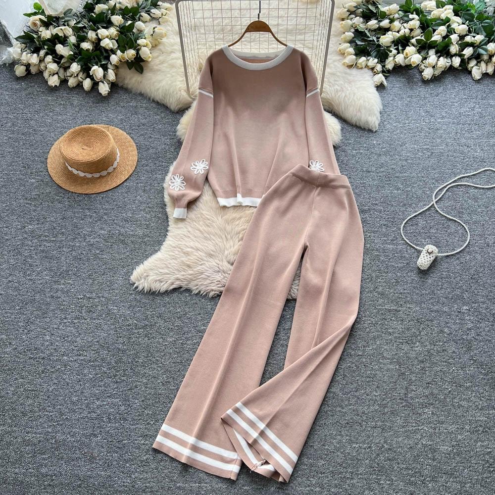 Autumn Winter Women Vintage Embroidery Flower Knitted Sweater Trouser Two Piece Set O-neck Pullover Tops and Pant Tracksuit