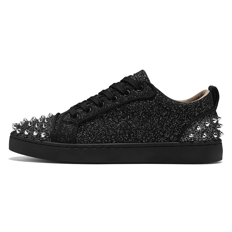 Fashion Black Men's Low Top Board Shoes Men Designer Rivet Bling Punk Board Shoes Fashion Flat Casual Lace-Up Punk Style Cement Ground