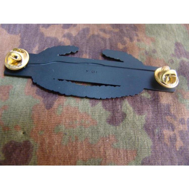 Metal Badge, US ARMY Combat Infantry Badge