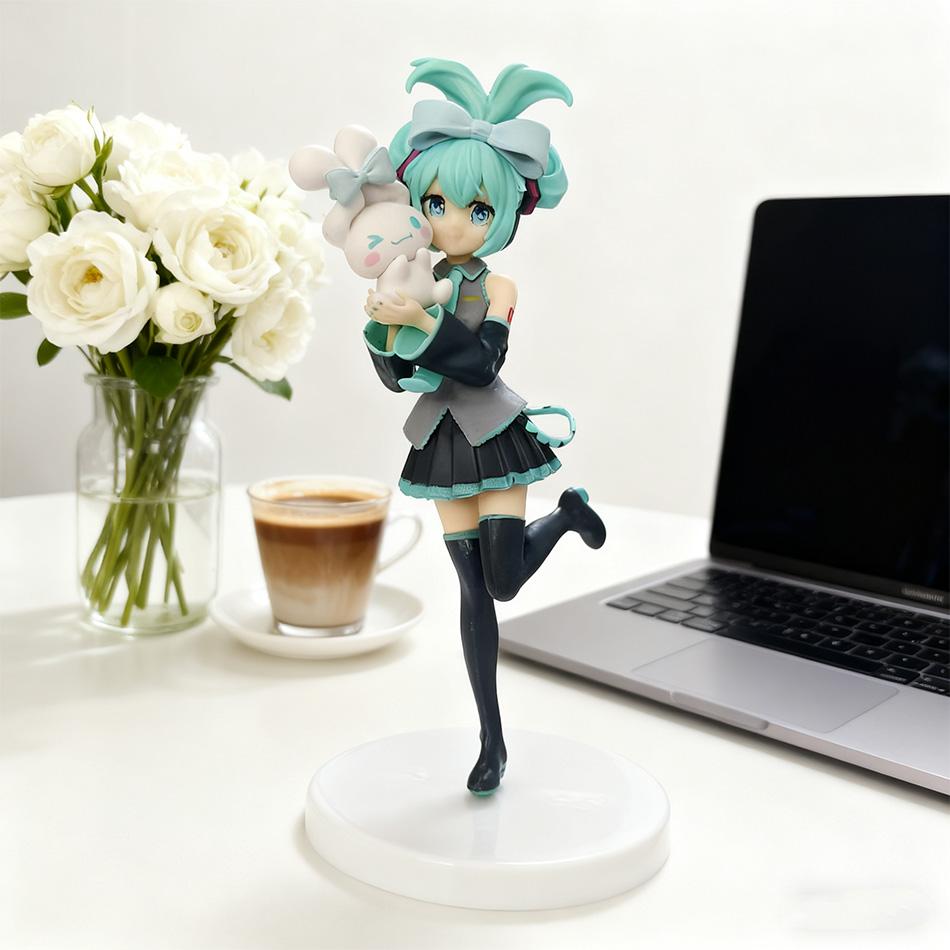 21CM Hot Anime Hatsune Miku Cinnamoroll Figure Peripheral Collectible Models Decorative Decorations Christmas X Kids Gift Articulated Scale Poseable