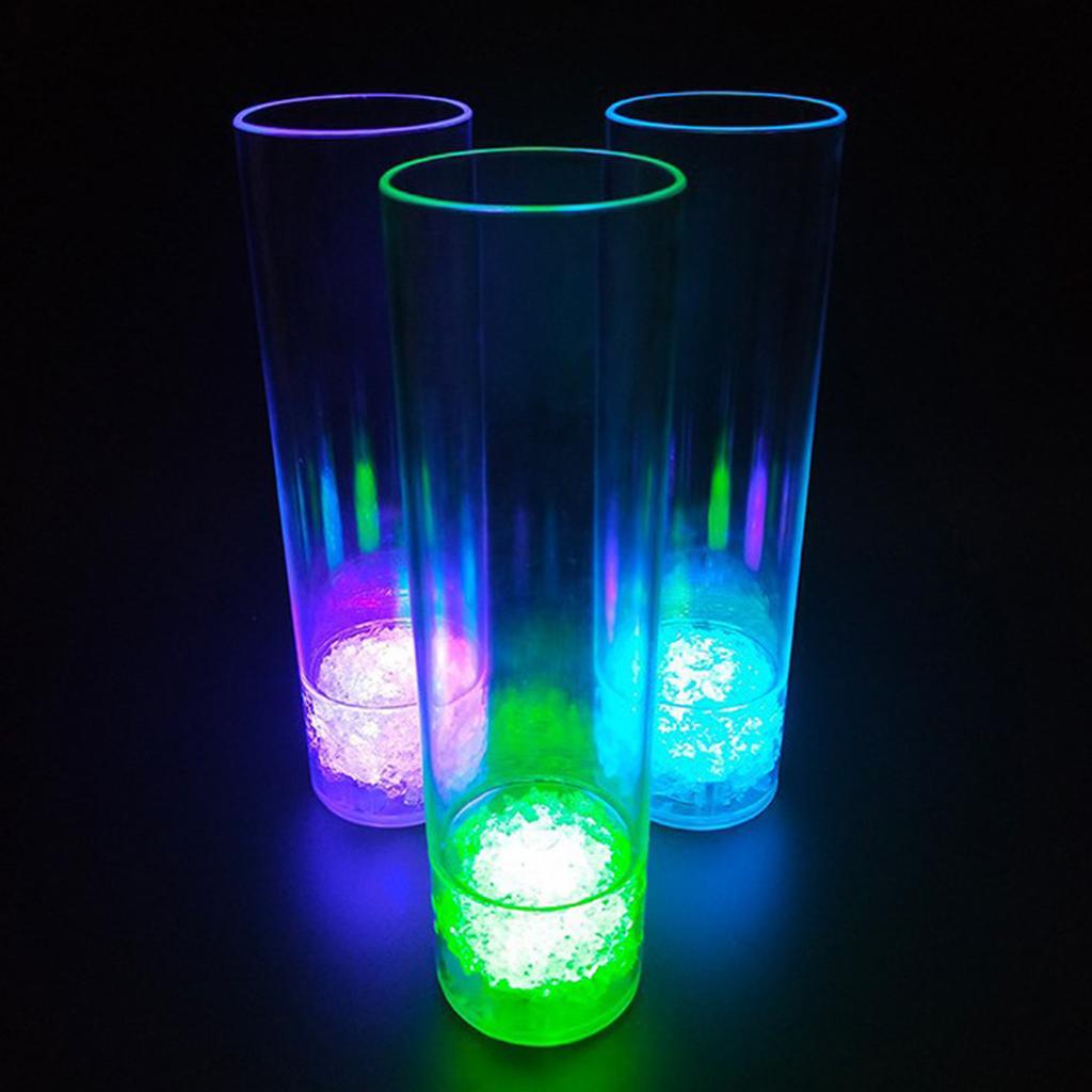 LED svítící pohárky Akrylový nápojový pohár Hrneček Sklenice na víno se světlem Akrylový materiál pro pivo Nápoje Whisky Večírky