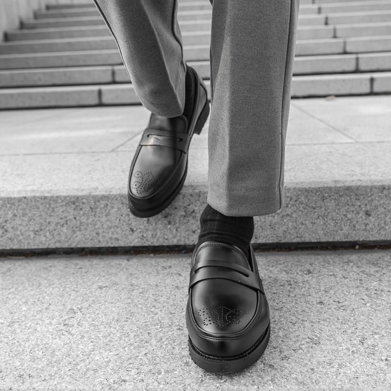 Retro Loafers From The United States Men Comfortable Fashionable Brand Shoes British Business Travel Shoes in Sizes 38-46