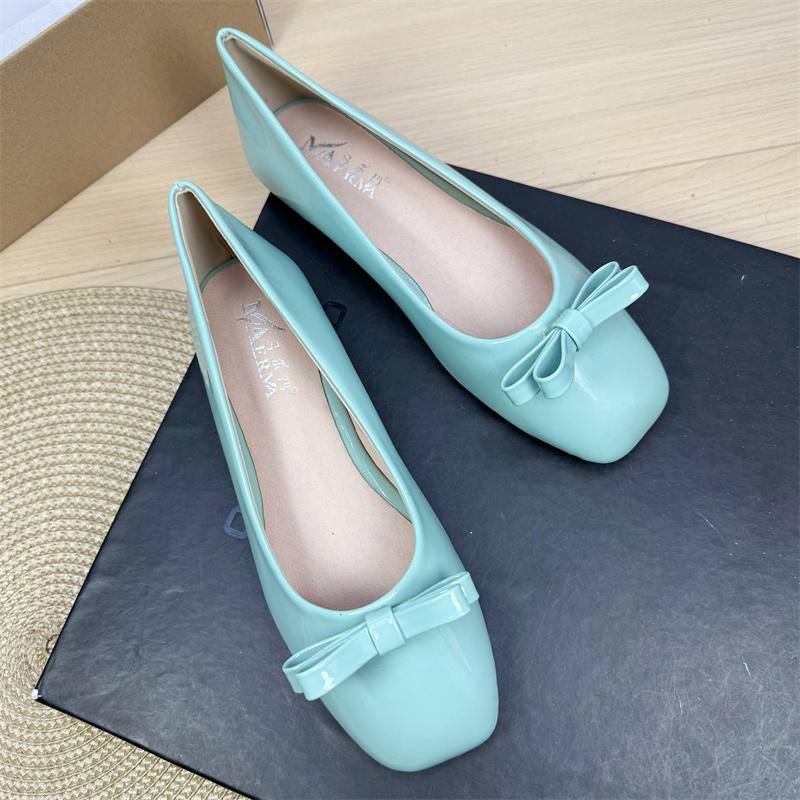 Fashion Flat Shoes Women's 2025 Spring and Autumn New Shallow Square Bow Large Size Women's Shoes 42 43 44 Ladies Shoes Loafers Women