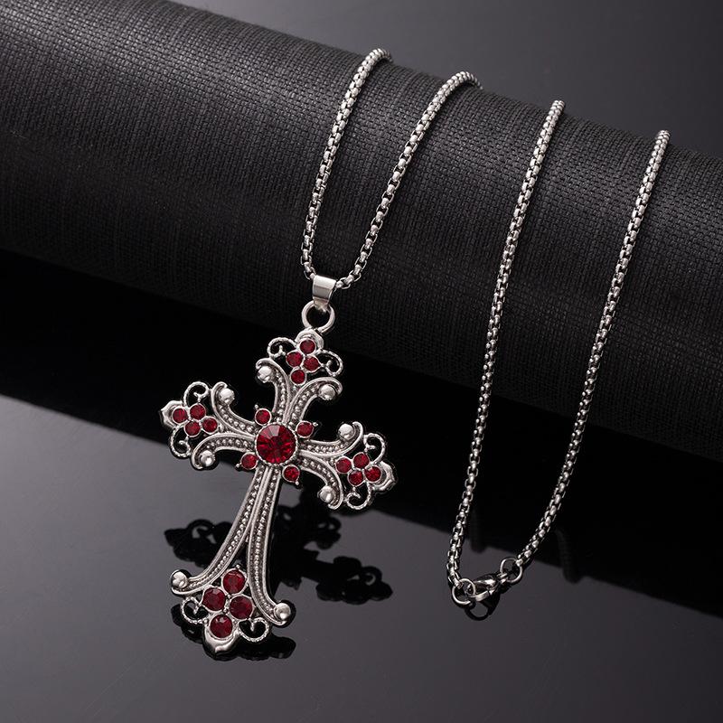Accessori Collana a Motivo Traforato Collana con Ciondolo a Croce con Diamanti Colorati Catena Semplice Retro Versatile per Maglione