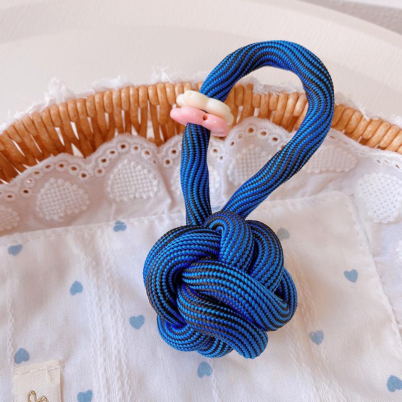 Women's Car Keychain Knotted Rope Floral Design Non-Slip Lightweight Bag Charm Portable Key Decor for Travel Commute Use