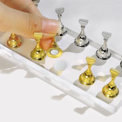 10pcs Clear Nail Stand Magnetic False Nails Holder Press On Nail Display Nail Rack Acrylic Nail Training/Painting Nails Supplies