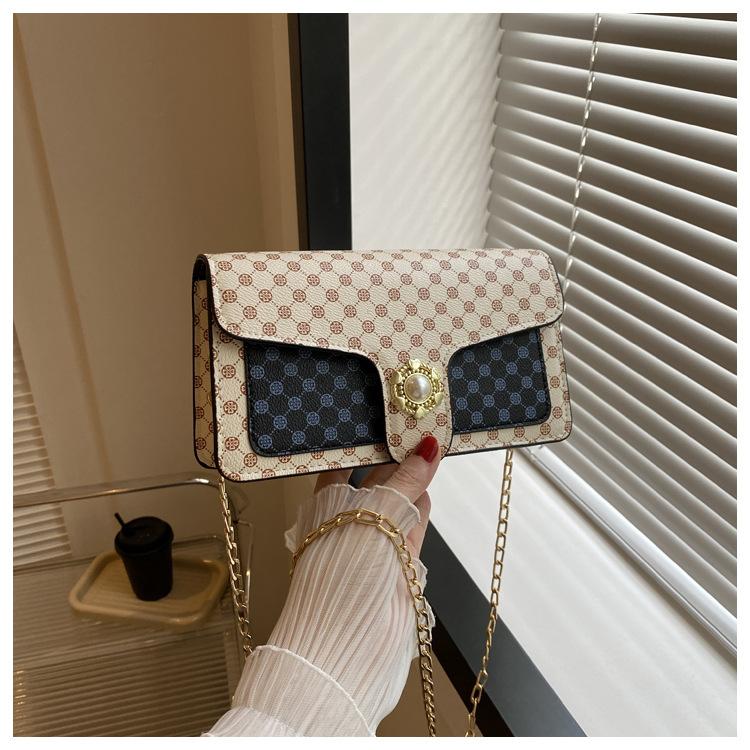 Simple casual fashion small bag women's 2024 new trend retro shoulder bag casual chain crossbody small square bag