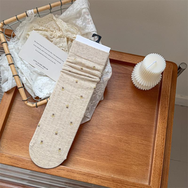 French Gentle Small Floral Early Autumn Retro Socks Medium Tube Socks Wind Versatile Elegant Stacking Socks Stockings