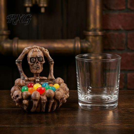 Resin Ash Tray Halloween Skeleton Ashtray, Heat-resistant Gothic Holder, Ashtray Aliens Decorative for Home Office Outdoor