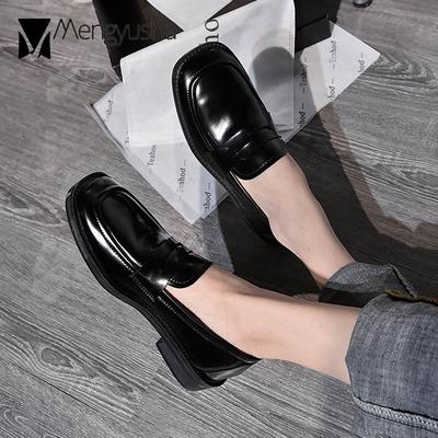 Scarpe con tacco – Mocassini da donna